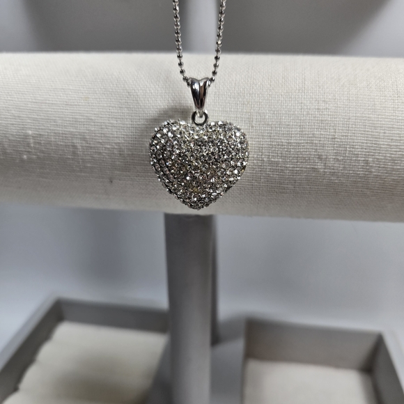 Jewelry - Sparkling Silver Tone Pave Crystal Heart Necklace
